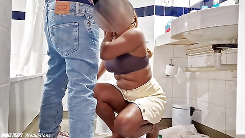 Blonde pornstar seduces plumber in the hotel bathroom