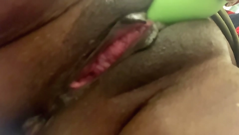 Ebony solo video with a huge squirt from her pussy