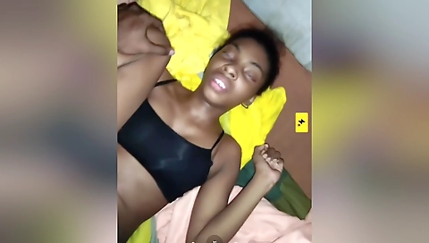 Ebony teen with beautiful body sucks and gets her pussy wet