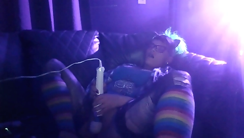 A beautiful ebony woman with a huge ass is masturbating